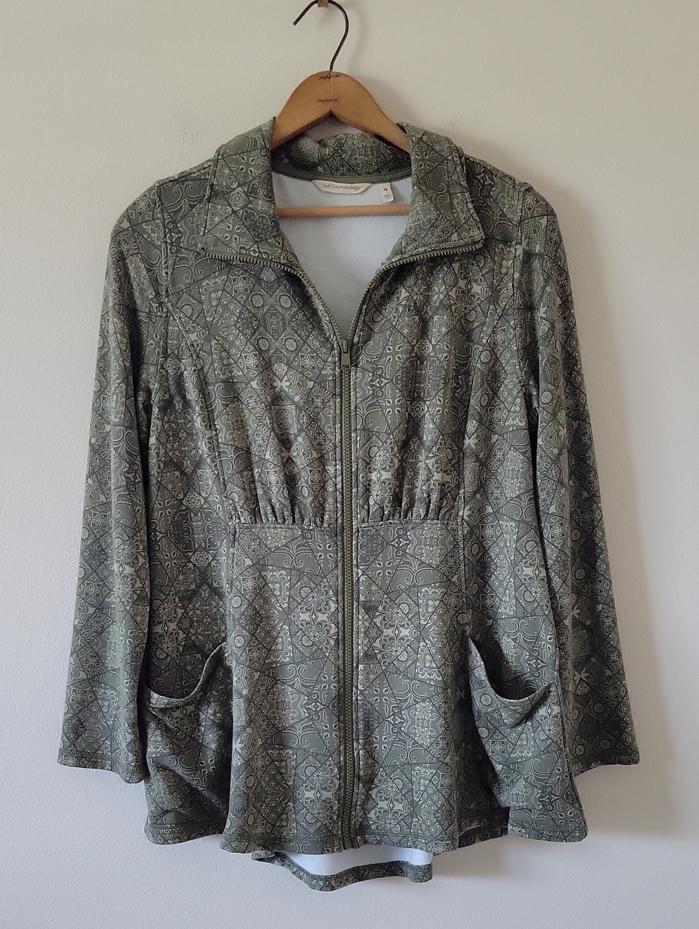 Soft Surroundings Olive Wavelengths Full Zip Jacket Size Medium